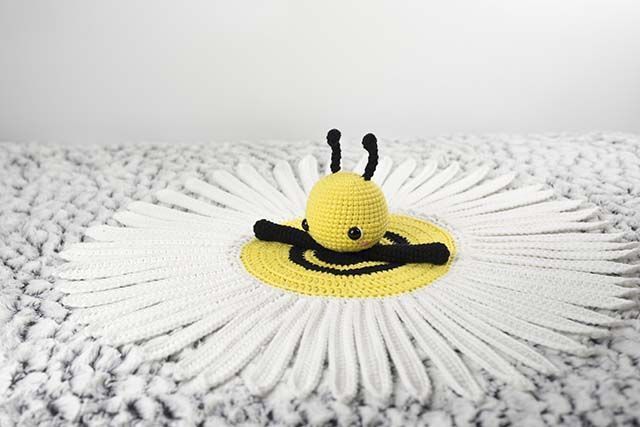 Abeja mantita
