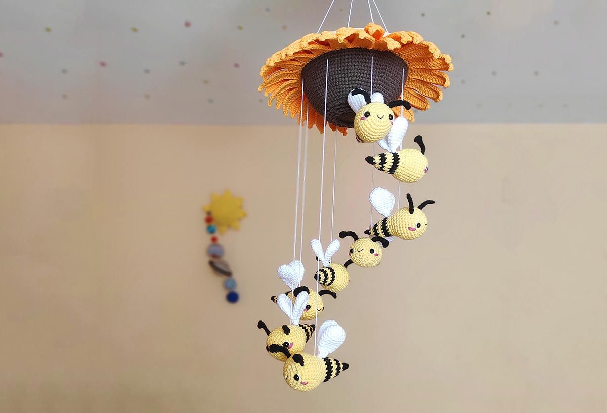 taller móvil abejas ganchillo