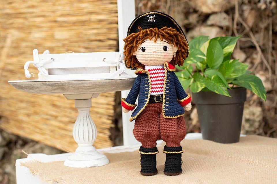 Pirata Jack amigurumi patrón
