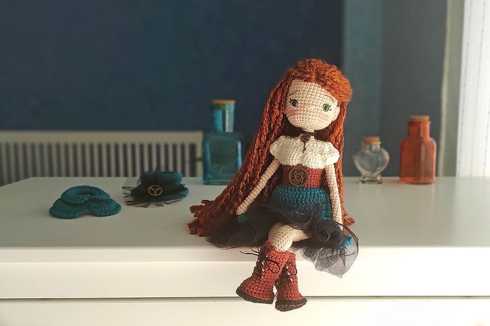 Patrón muñeca steampunk Úrsula amigurumi