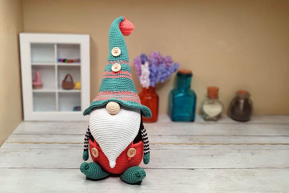patrón gnomo amigurumi