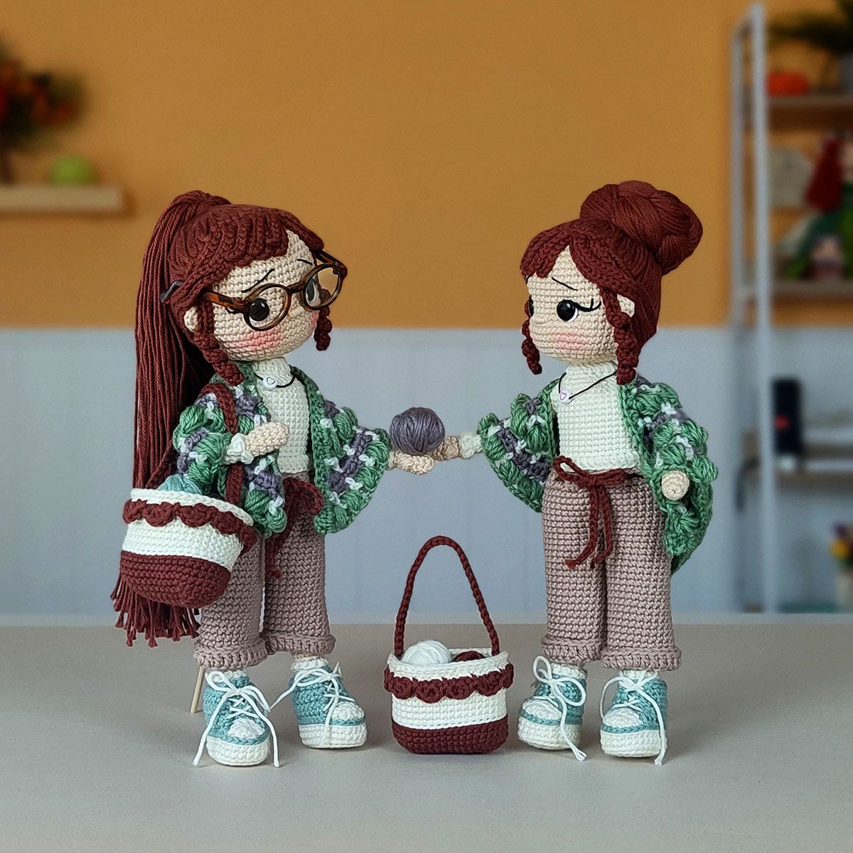 Muñecas tejedoras a crochet amigurumi